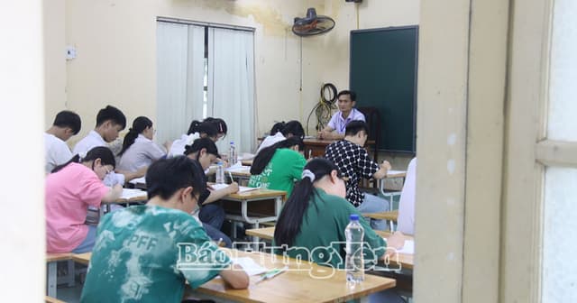An Giang có tỷ lệ thí sinh tốt nghiệp THPT 2025 đạt 99,14%