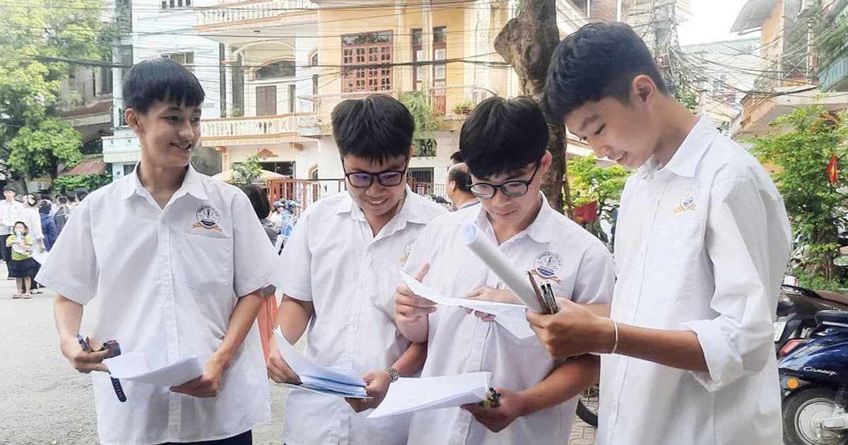 Bắc Giang: Các thí sinh hoàn thành môn Toán, kết thúc kỳ thi tuyển sinh lớp 10 hệ không chuyên