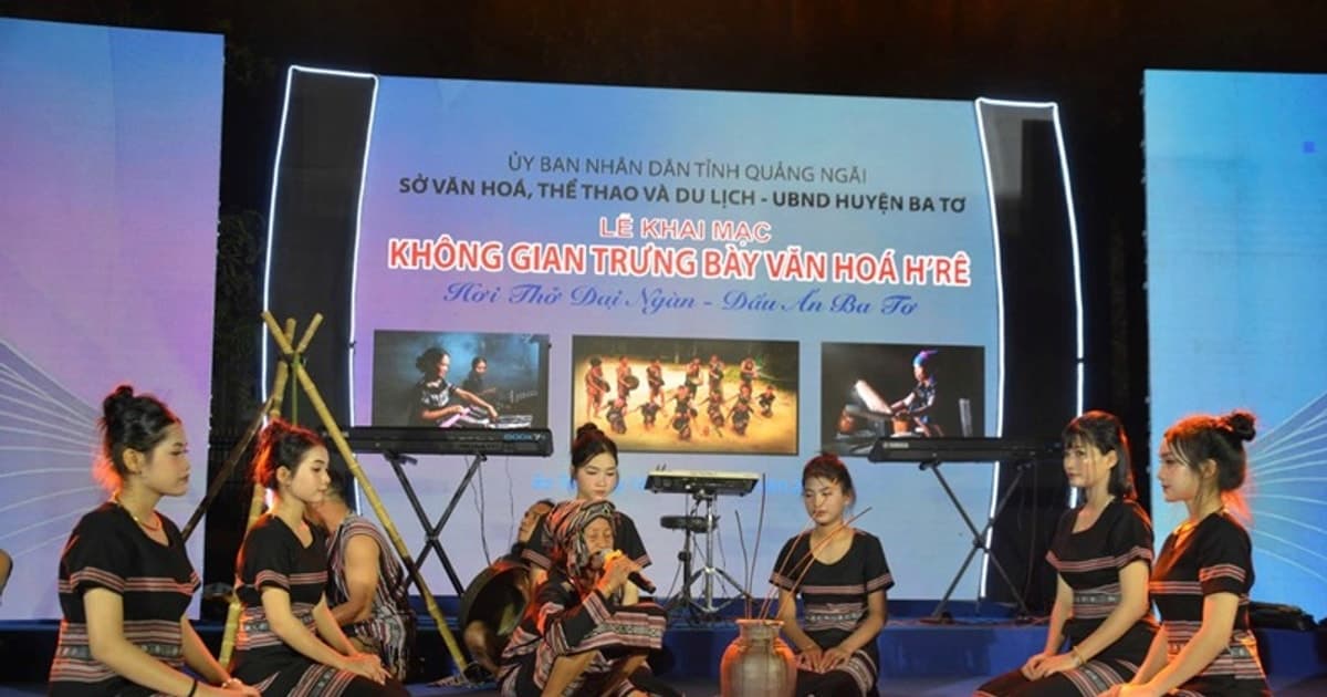 Nghệ thuật hát Ta lêu và hát Ca chôi của người Hrê là di sản quốc gia