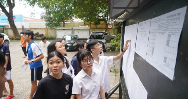 Trường Cao đẳng Công nghiệp Bắc Ninh trao bằng tốt nghiệp, vinh danh sinh viên