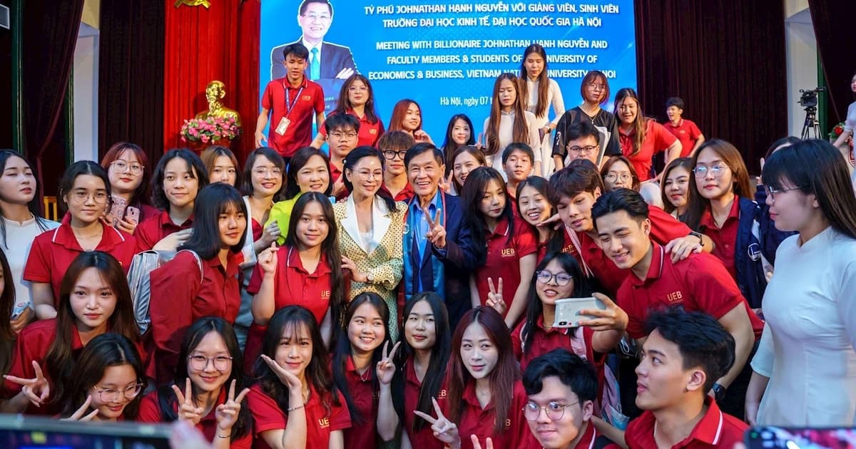 Truyền cảm hứng từ người thật, việc thật