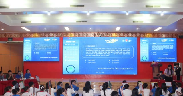Sinh viên Đại học Thái Nguyên tranh tài tại cuộc thi rung chuông vàng