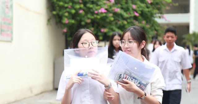 Gợi ý đáp án bài Ngữ văn thi vào lớp 10 Hà Nội năm 2025