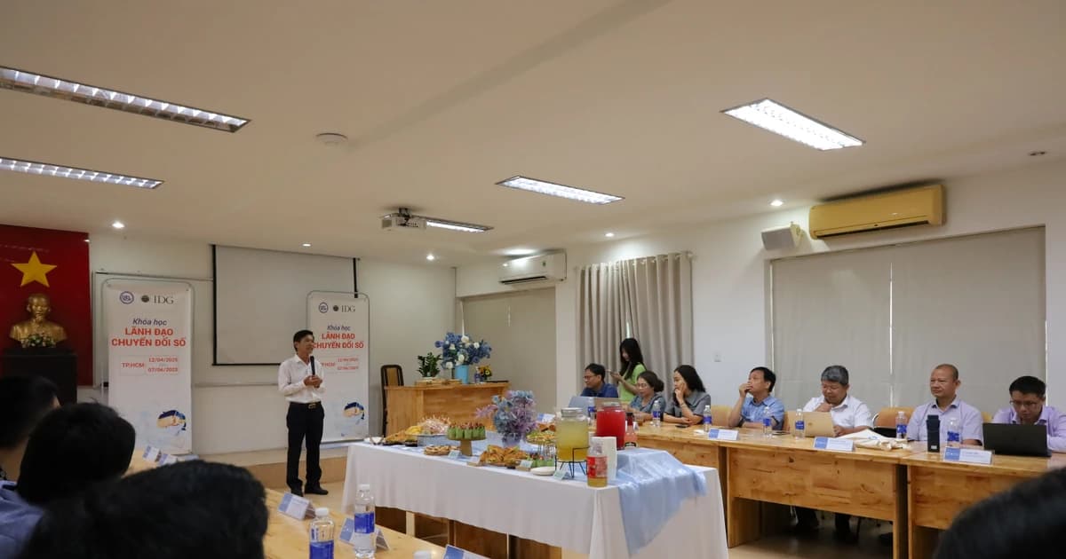Chuyển đổi số: Nhân sự quản lý cùng học để thực hành