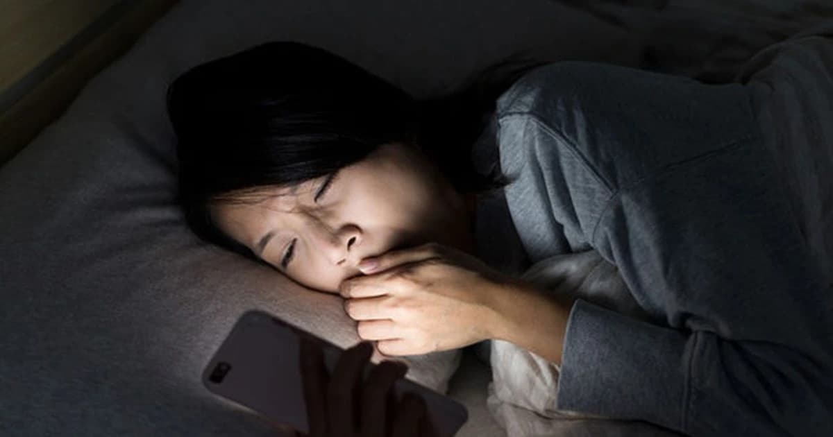 Cảm giác khó chịu sau khi thức khuya là một cảnh báo