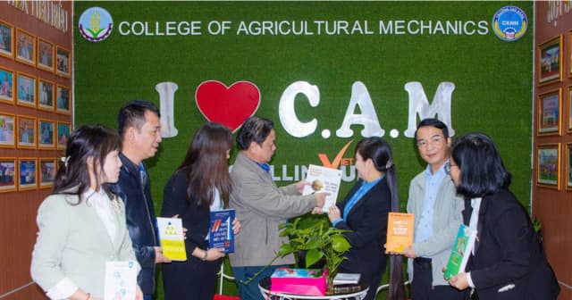 Chuyện học nghề giữa mùa Chuyển động