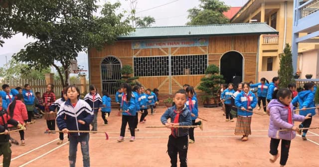 9 phòng học cấp 4 'giữ chân' hàng trăm trò vùng cao Hà Giang