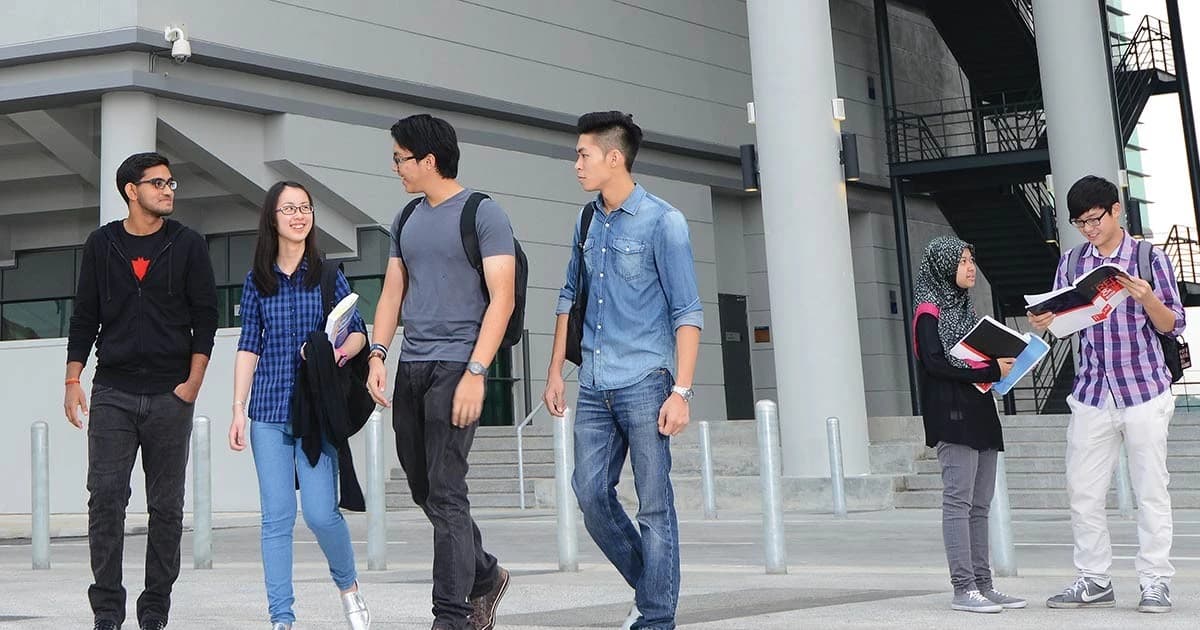 Malaysia ngừng gửi sinh viên đến Mỹ