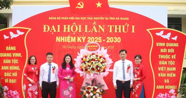 Khẳng định vai trò tiên phong trong sự nghiệp giáo dục vùng đồng bào DTTS
