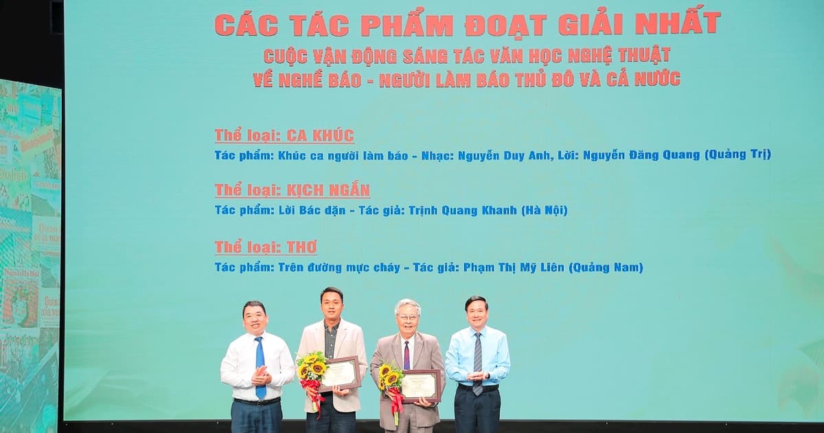 Tạp chí Người Hà Nội vinh danh 30 tác phẩm xuất sắc viết về nghề báo và người làm báo