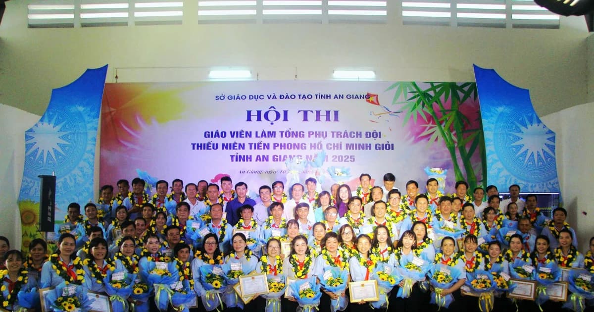 An Giang biểu dương, khen thưởng 72 giáo viên Tổng phụ trách Đội giỏi