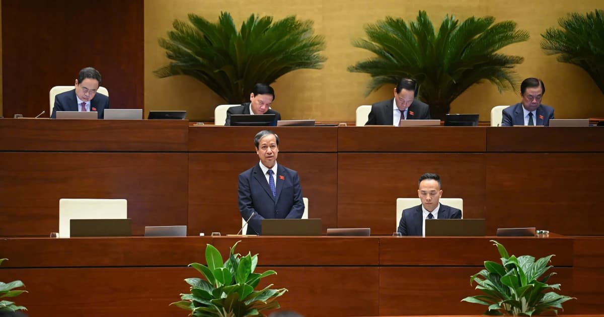 Cần hỗ trợ sinh viên thông qua các nguồn quỹ tín dụng và các hỗ trợ khác