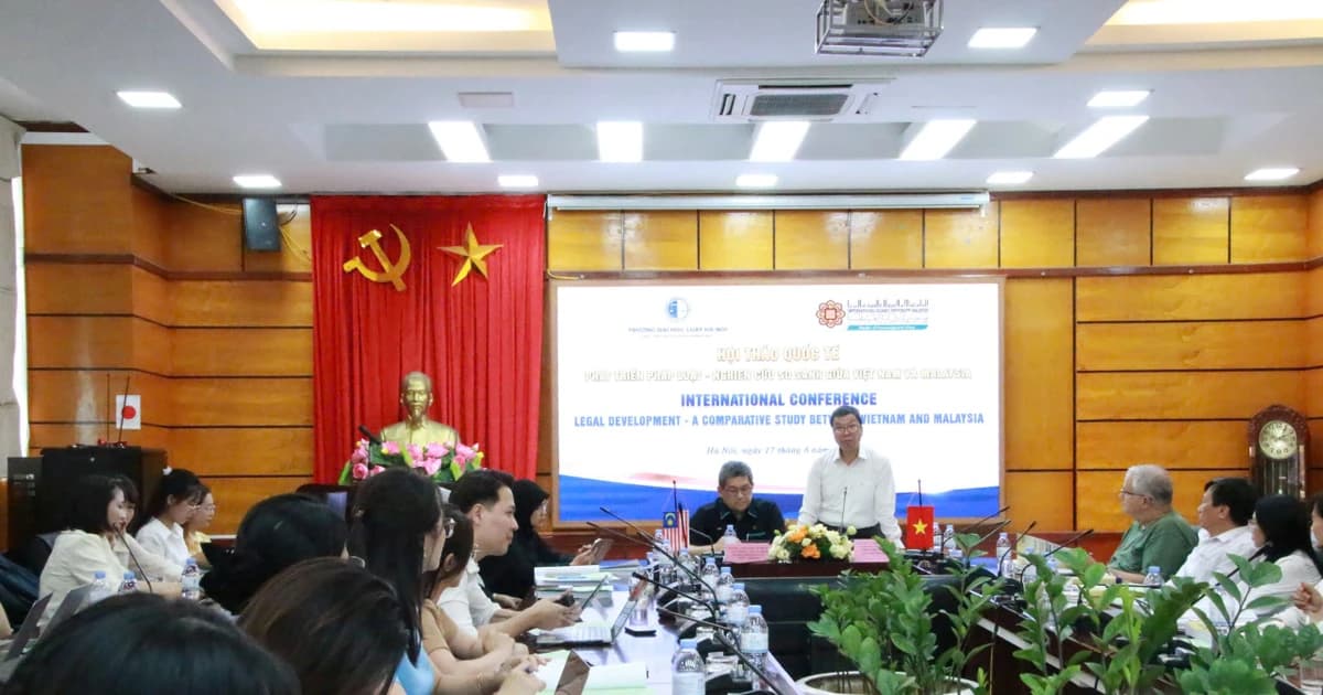 Hướng tới hợp tác quốc tế trong nghiên cứu khoa học pháp luật