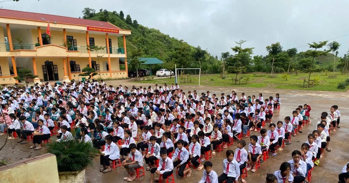 Thầy trò vùng biên Vàng Đán mong mỏi một ngôi trường khang trang