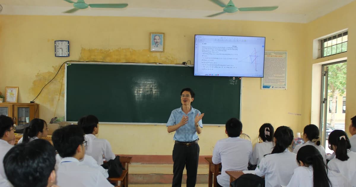 Hà Tĩnh bổ sung hơn 8,6 tỷ đồng từ ngân sách hỗ trợ ôn thi tốt nghiệp THPT 2025