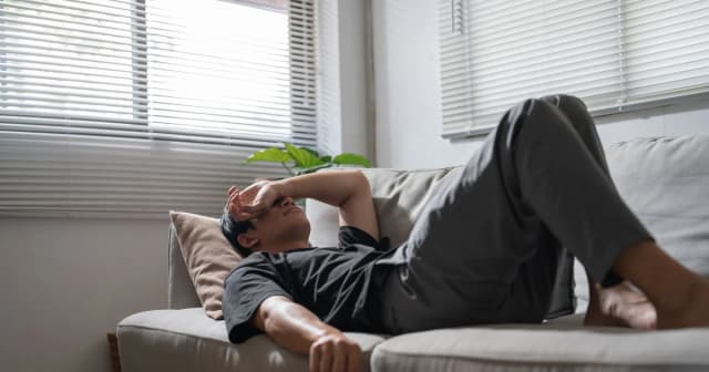 Thói quen 'ngủ nướng' và những hậu quả khôn lường