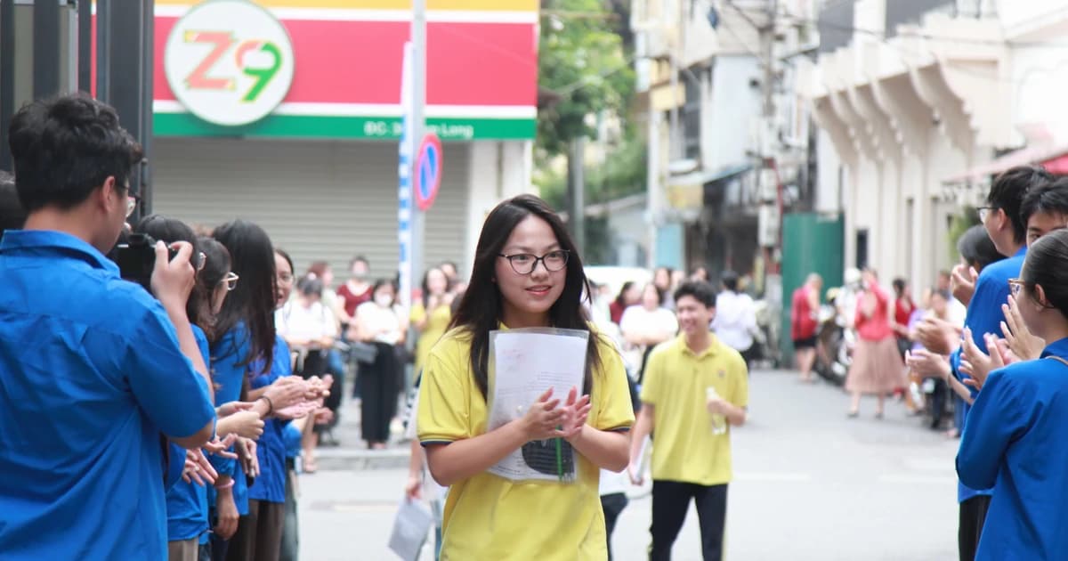 Cả nước có 5 thí sinh bị đình chỉ trong buổi thi sáng 27/6
