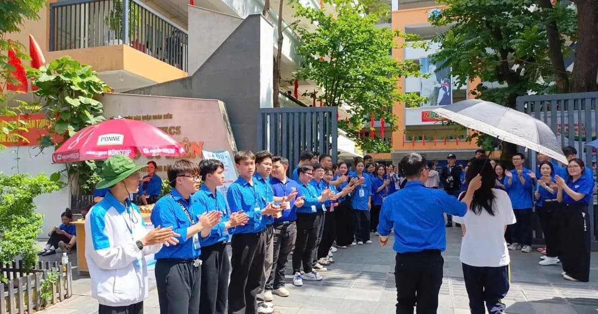 Hơn 5.000 lượt tình nguyện viên tham gia Tiếp sức mùa thi 2025