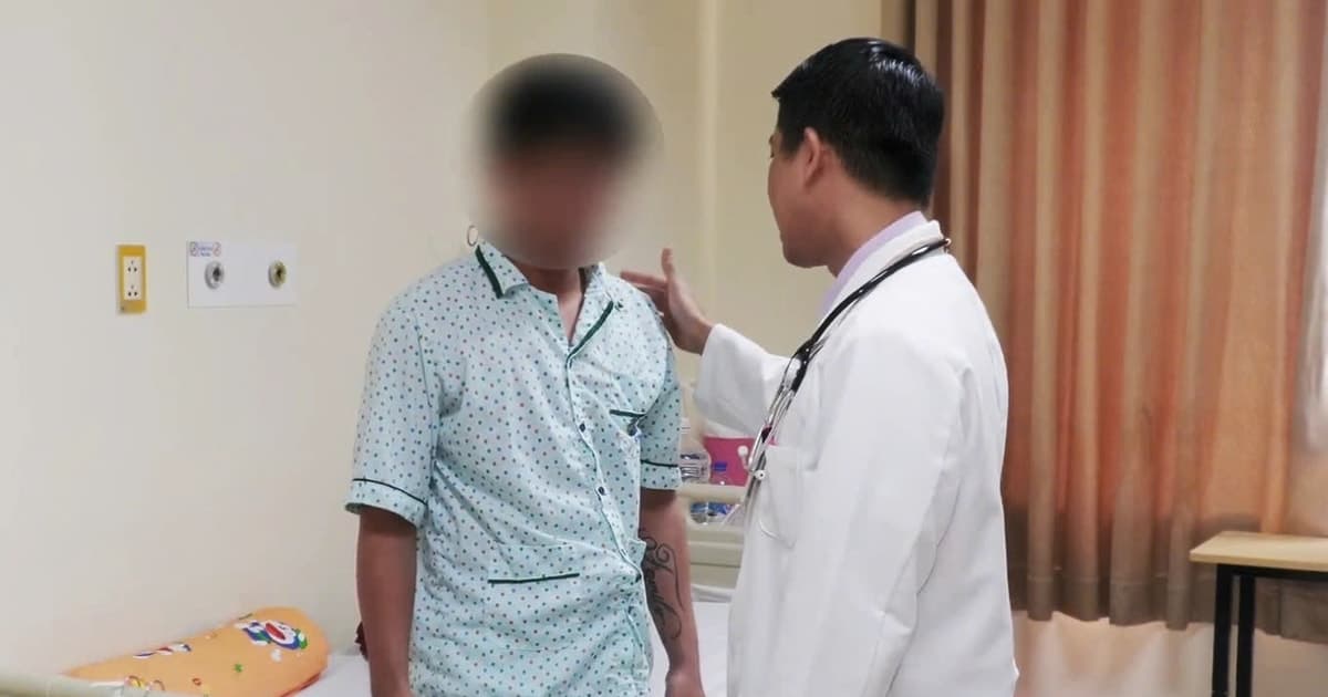 Người đàn ông 33 tuổi đột quỵ giữa công trường: Cảnh báo căn bệnh không còn của riêng người già