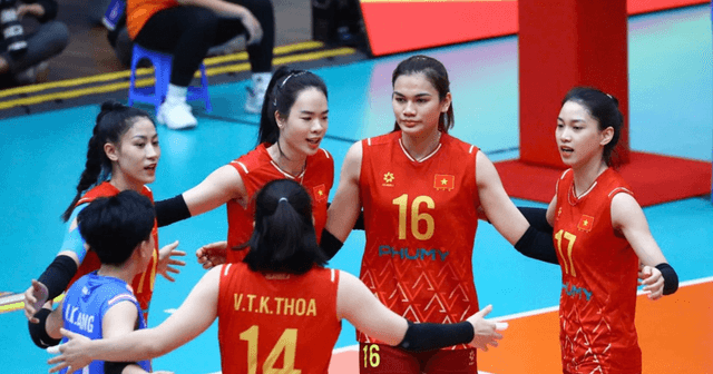 Thắng áp đảo U21, đội tuyển bóng chuyền nữ Việt Nam vào bán kết VTV Cup 2025