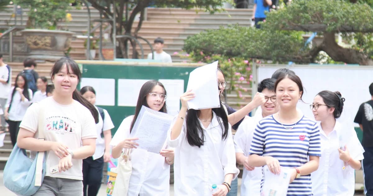 Hà Nội công bố điểm chuẩn trúng tuyển vào lớp 10 chuyên năm học 2025-2026