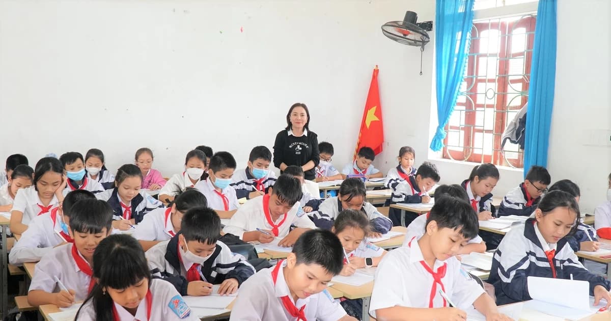 Luật Nhà giáo khẳng định 'giáo dục là quốc sách hàng đầu'