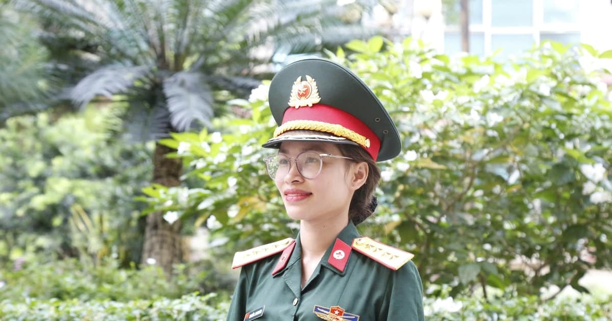 Nữ bác sĩ quân y tích cực học tập và làm theo lời Bác