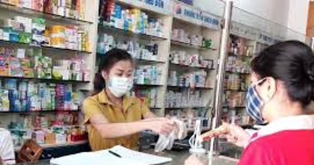 Siết chặt kê đơn thuốc ngoại trú: Vì quyền lợi của người bệnh