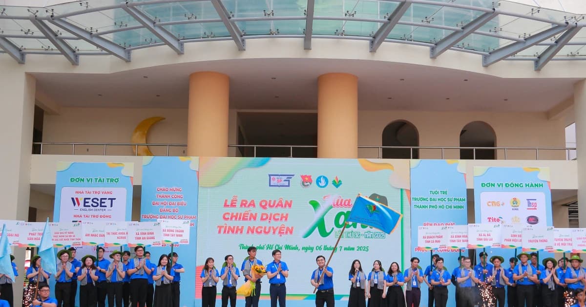 Tuổi trẻ Trường Đại học Sư phạm TPHCM ra quân Mùa hè xanh 2025