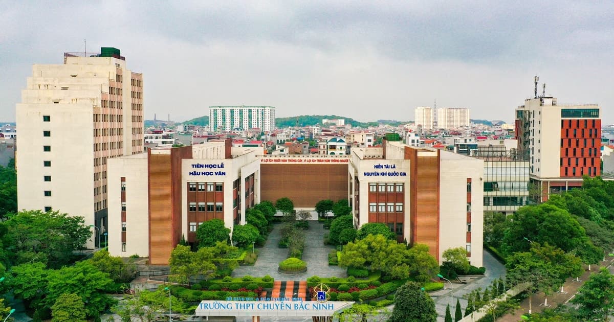 Hai trường chuyên ở Bắc Ninh đổi tên sau sáp nhập, nhiều ý kiến tiếc nuối