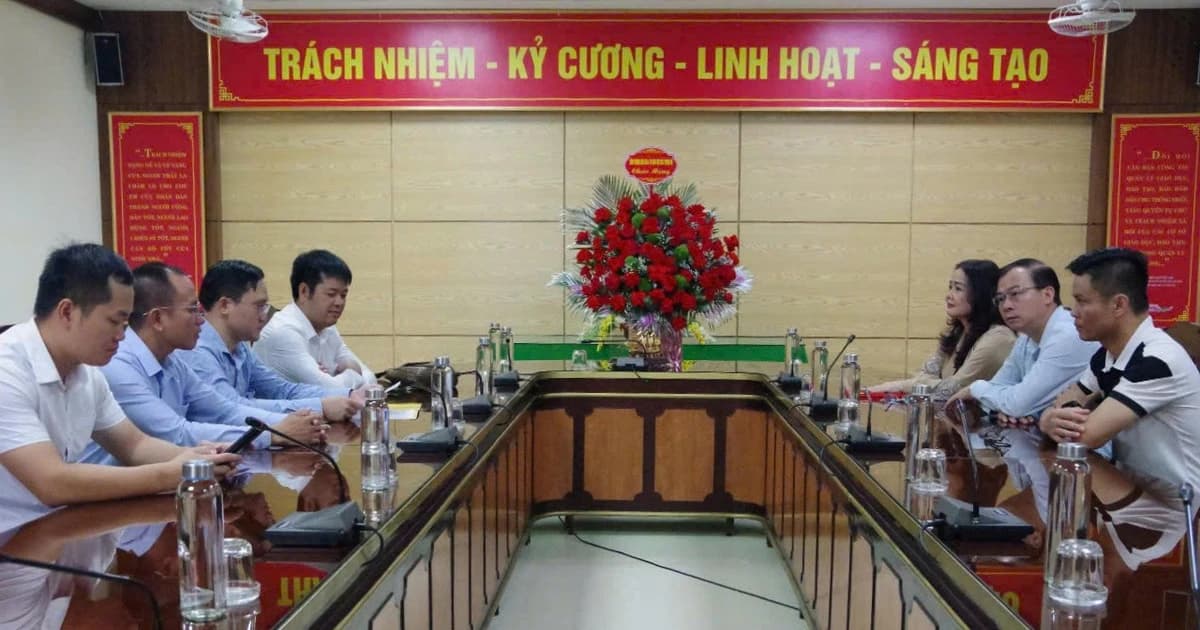 Báo Giáo dục & Thời đại sẽ luôn sát cánh với ngành Giáo dục Quảng Trị