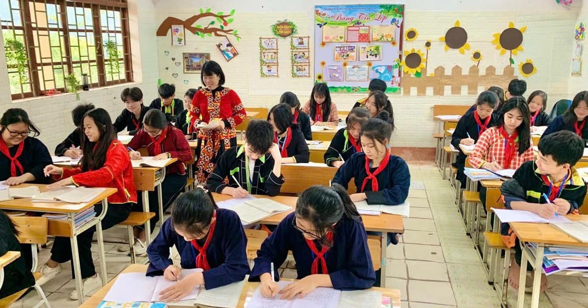 Chú trọng giáo dục học sinh dân tộc nội trú gìn giữ tiếng mẹ đẻ