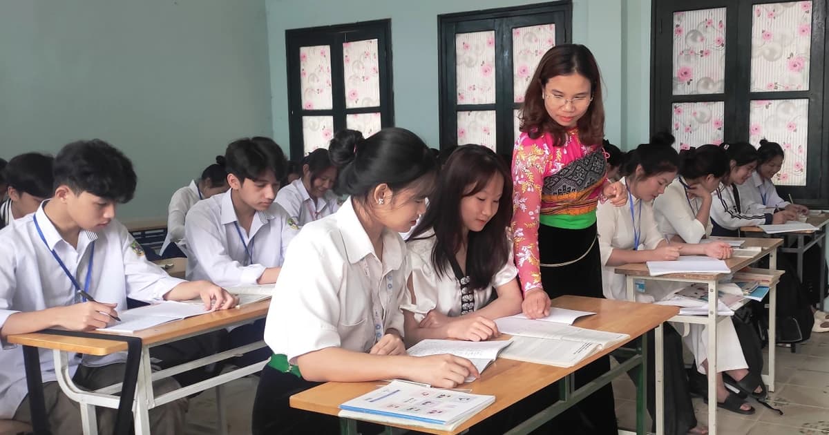 Đưa Luật Nhà giáo vào cuộc sống: Lắng nghe từ thực tiễn