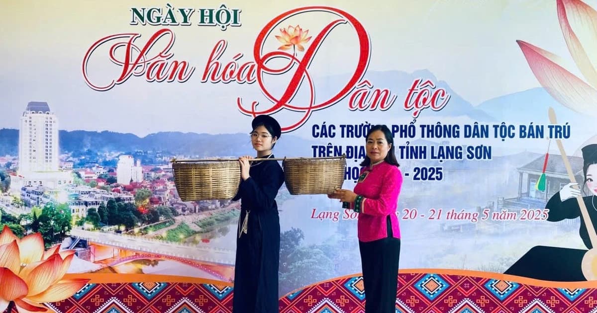 Giữ hồn văn hóa dân tộc từ mái trường vùng cao