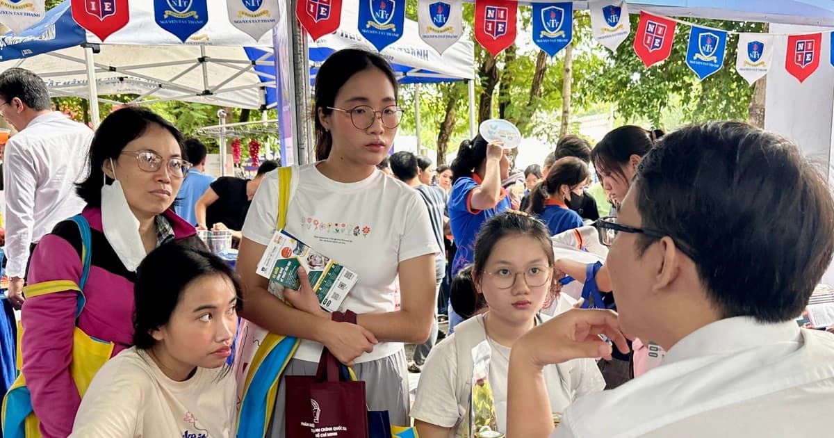Thí sinh cần lưu ý điều gì khi đăng ký xét tuyển đại học?
