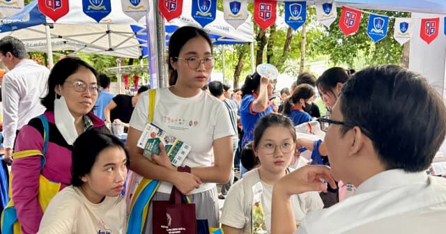 Thí sinh cần lưu ý điều gì khi đăng ký xét tuyển đại học?