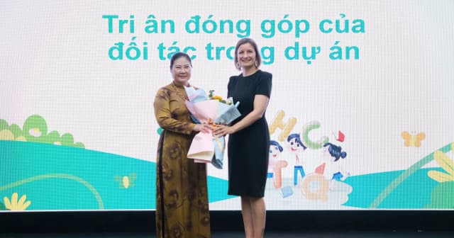 Áp dụng học thông qua chơi vào giáo dục tiểu học