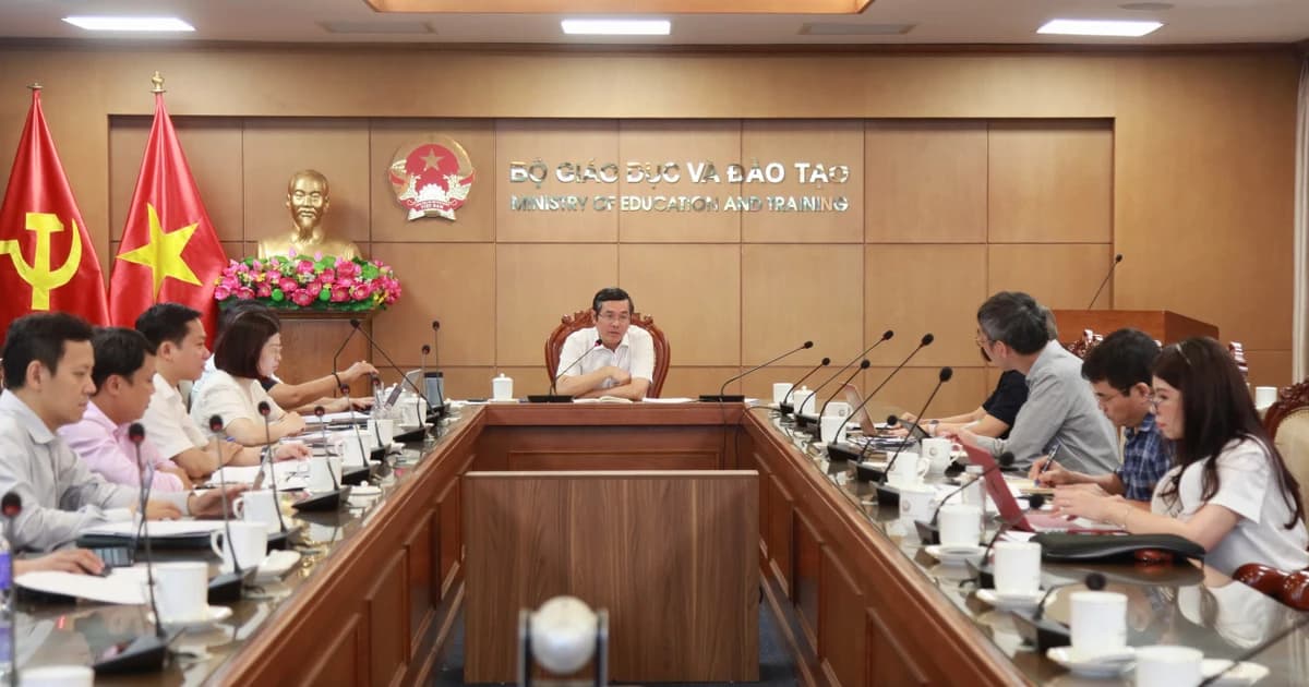 Thực hiện đồng bộ các giải pháp nâng cao chất lượng nguồn nhân lực ngành Toán