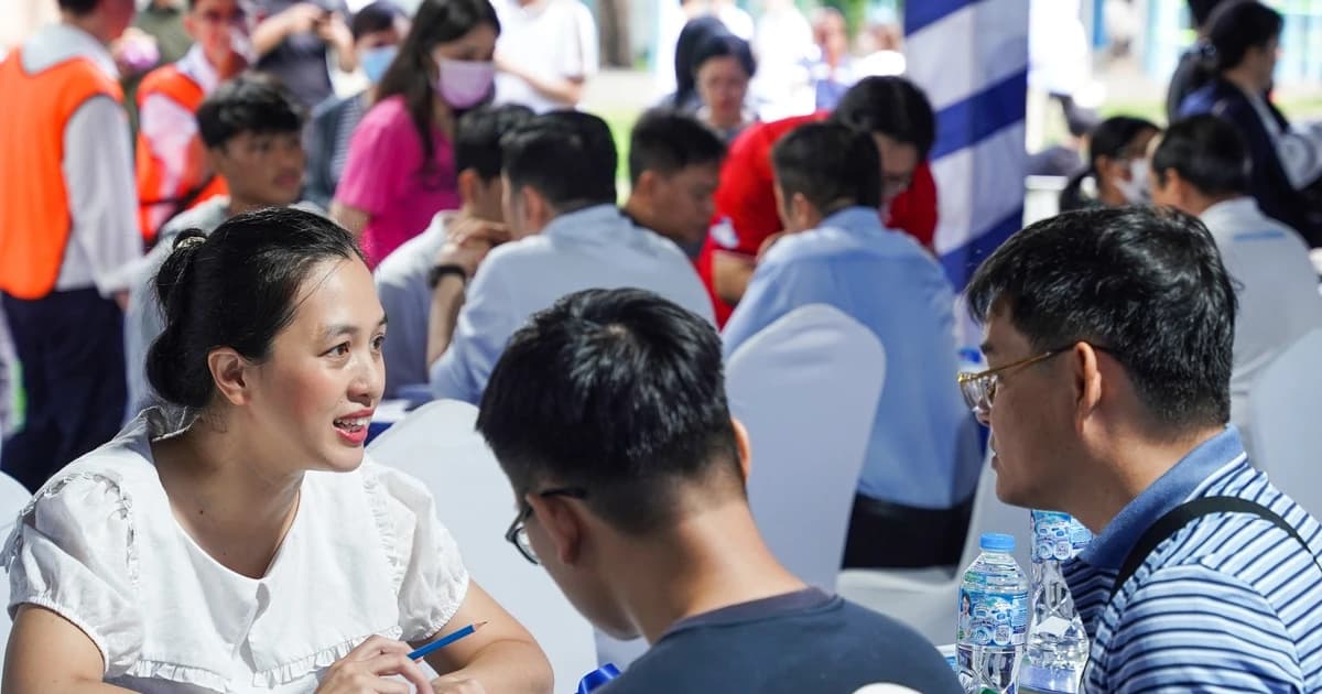 Giúp sinh viên hiểu đúng, hành động đúng về HIV/AIDS