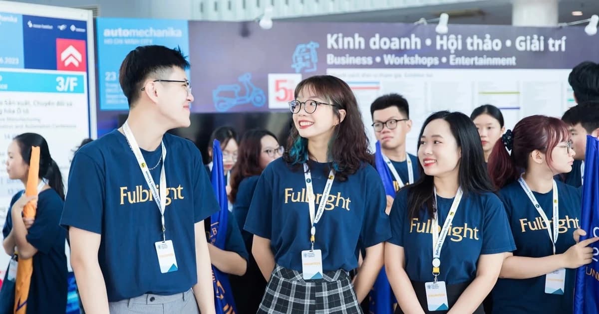 Người trẻ chuẩn bị gì cho tương lai từ giảng đường đại học?