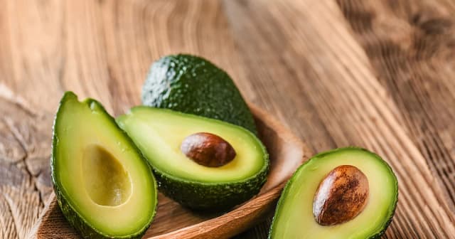 Chuyên gia dinh dưỡng gợi ý 8 loại trái cây 'đốt' mỡ bụng