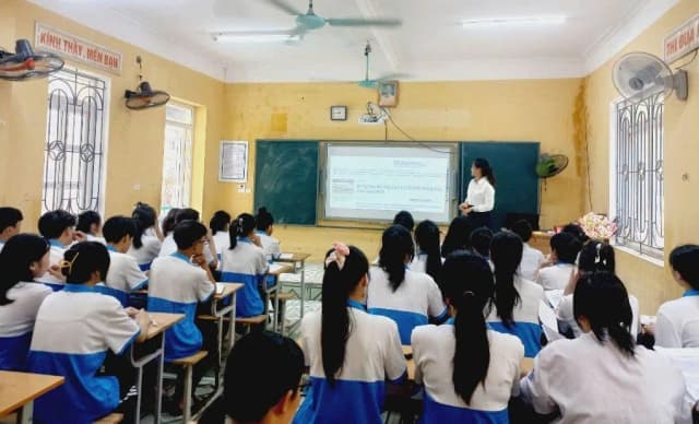 Học tiếng Anh trong nhà trường, thi lấy chứng chỉ quốc tế: Nên phối hợp thay vì lựa chọn