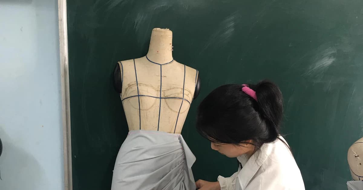 Học nghề dệt may - thời trang: Rộng cửa vào, thoáng cửa ra