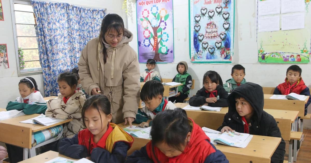 Hối hả nâng cấp trường lớp đón năm học mới