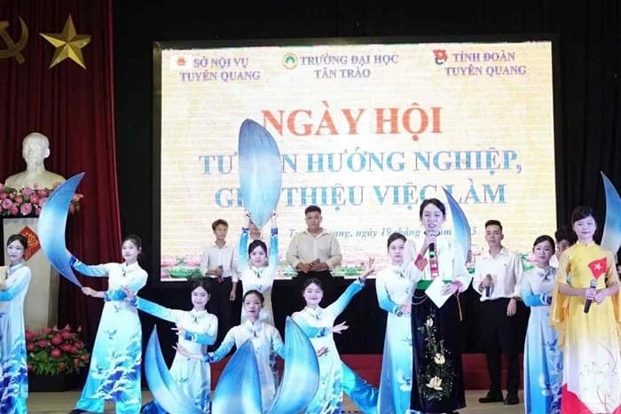 Kiến tạo công dân toàn cầu mang bản sắc Việt