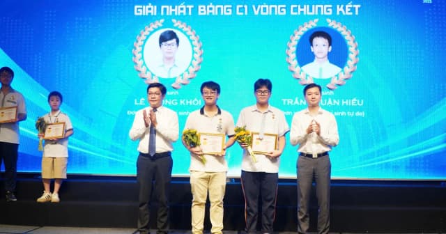 Học sinh Hà Nội tỏa sáng tại hội thi tin học trẻ toàn quốc