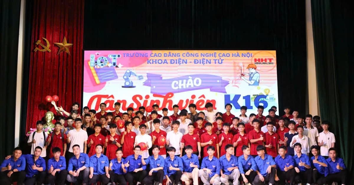 Học sinh Hà Nội thích thú với trải nghiệm đón Tết cổ truyền