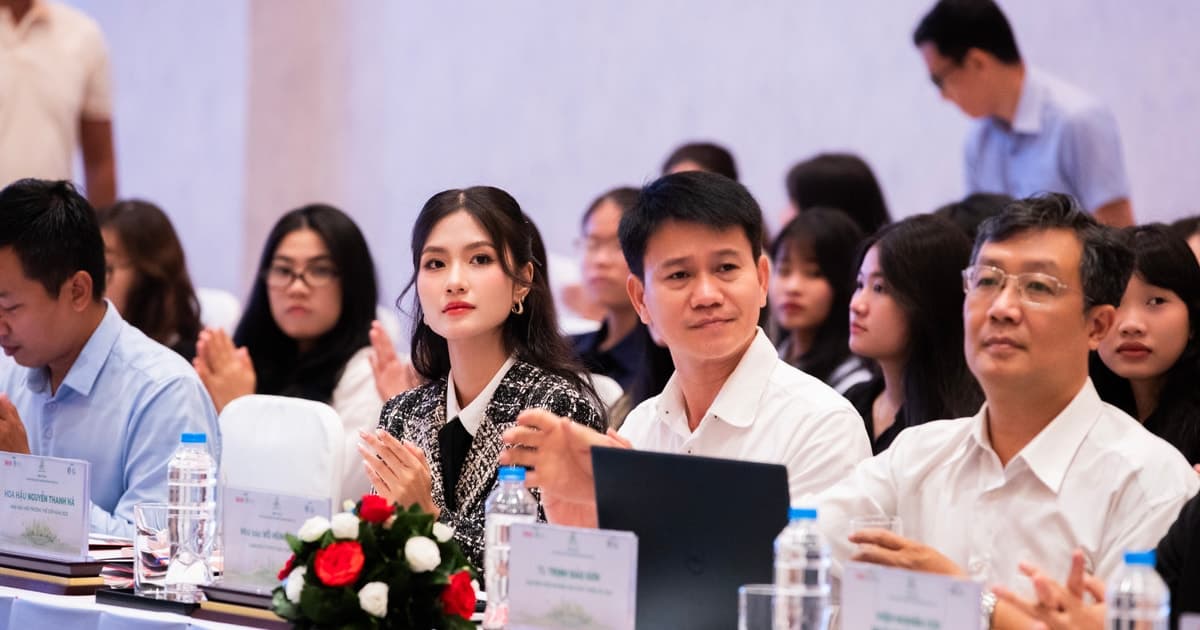 Hoa hậu Nguyễn Thanh Hà: Bảo vệ môi trường sống là bảo vệ tương lai