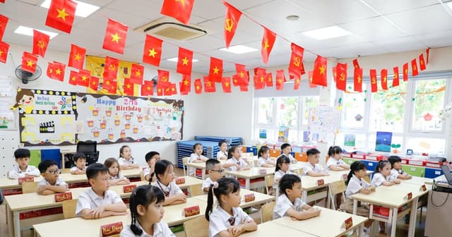 Học 2 buổi một ngày: Phụ huynh lo con học buổi 2 “hình thức”