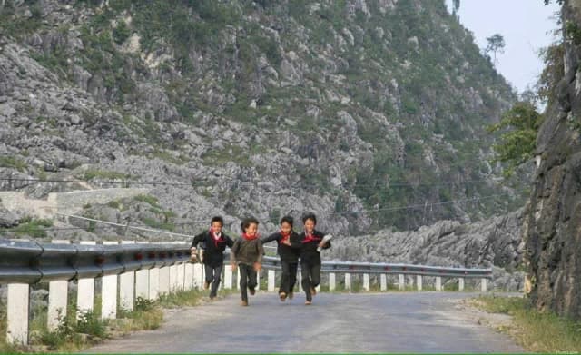 Cảm thụ văn học: Khát khao đi tìm cái chữ